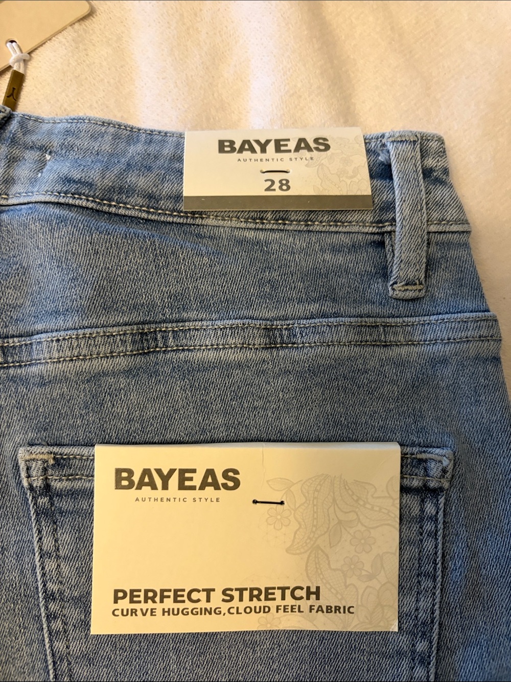 Light Blue Lace-Overlay Wide-Leg Jeans - Women - Picture 5 of 5